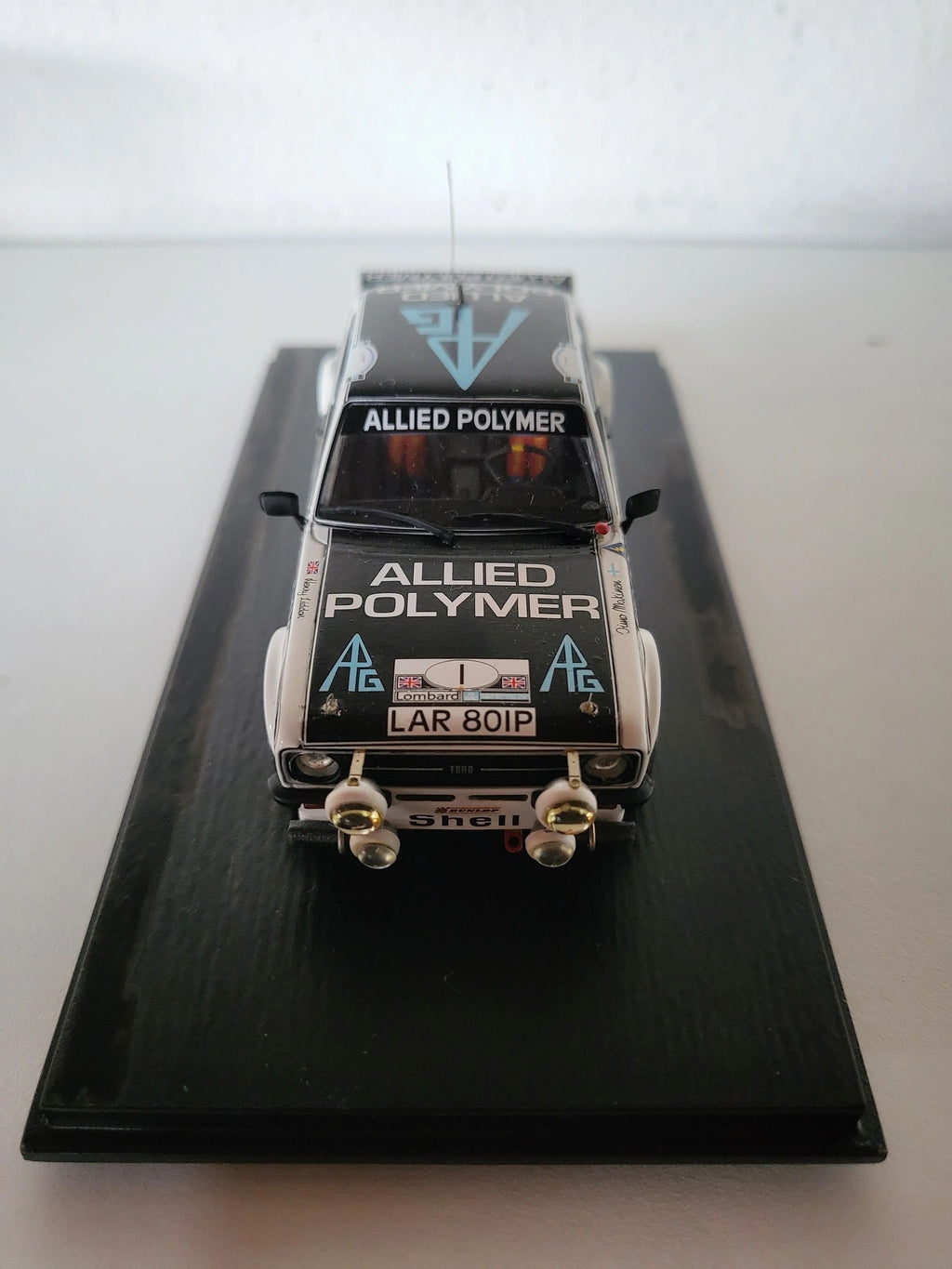 MINICHAMPS 1:43 - FORD ESCORT MKII Allied Polymer RAC '75 Mikkola