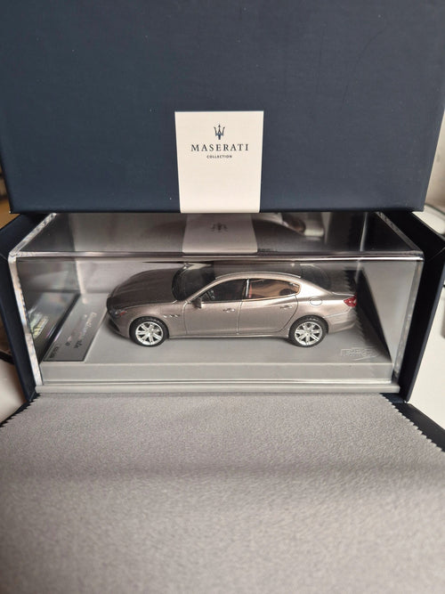 BBR 1:43 - Maserati Quattroporte GranLusso MY17 Grigio
