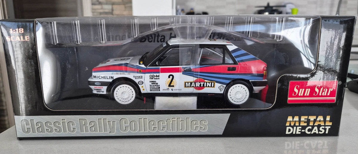 SUNSTAR 1:18 - 3107 - Lancia Delta HF Integrale 8V Martini Rally Argentina 1988