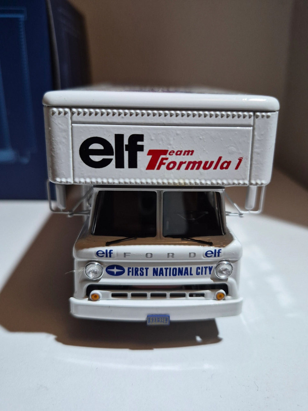 EXOTO 1:43 - Ford ETF1 Transporter Tyrrell-Elf 1977
