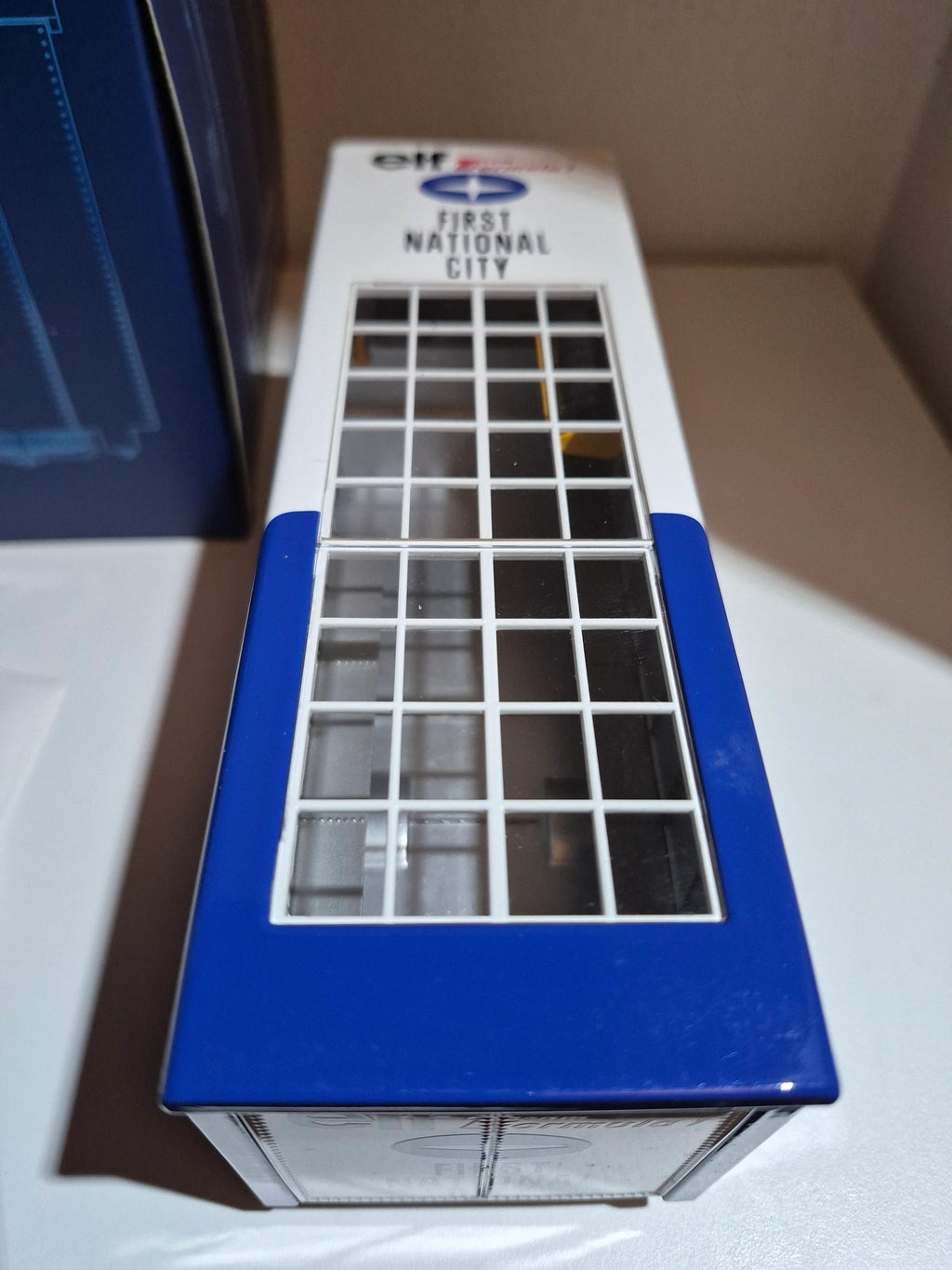 EXOTO 1:43 - Ford ETF1 Transporter Tyrrell-Elf 1977