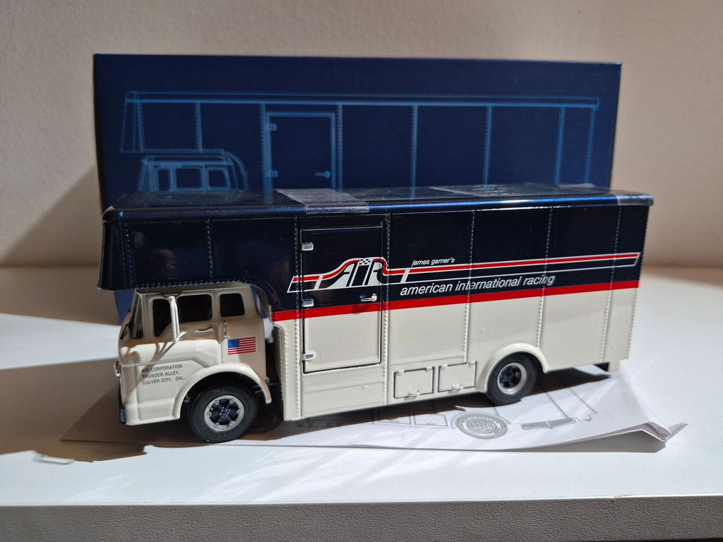 EXOTO 1:43 - Ford ETF1 Transporter Team Gartner American International Racing
