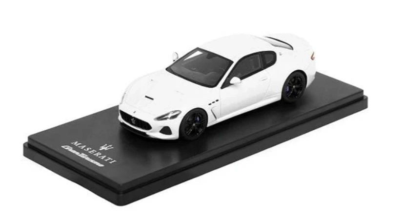 TSM x Maserati - 1:43 - Maserati GranTurismo 2017 Bianco perla Iridescente