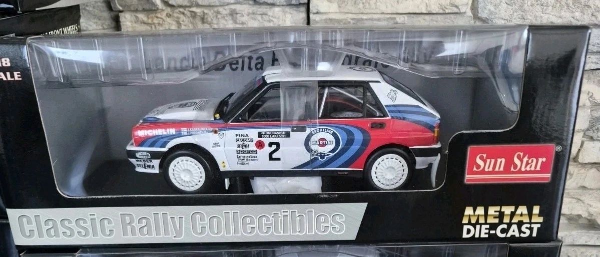 SUNSTAR 1:18 - 3104 - Lancia Delta HF Integrale 16V Martini 1991 1000 Lakes Rally #2 Kankkunnen