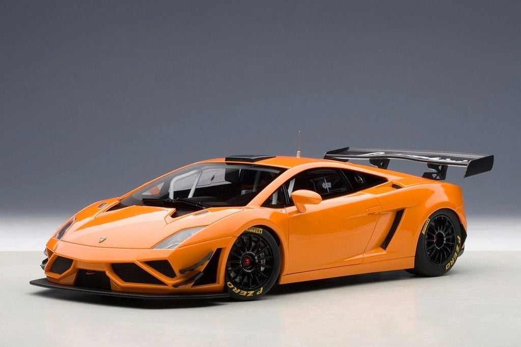 AUTOART 1:18 - Lamborghini Gallardo GT3 FL2 Metallic Orange 2013