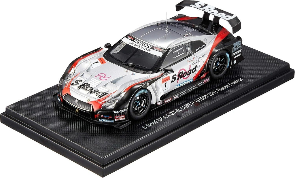 EBBRO - 1:43 44679 - Nissan GT-R #1, Super GT500 Nismo Festival 2011