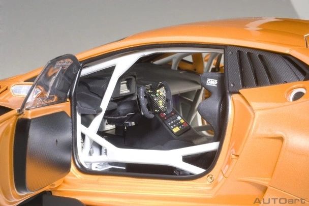 AUTOART 1:18 - Lamborghini Huracan Super Trofeo Orange Metallic 2015