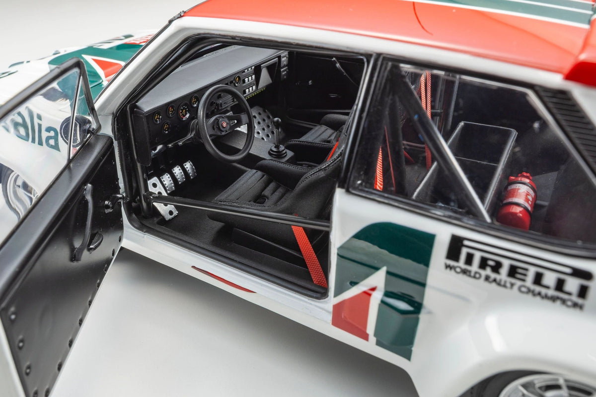 KYOSHO 1:18 - Fiat 131 Abarth Alitalia 1000 Lakes 1978 Alen #3