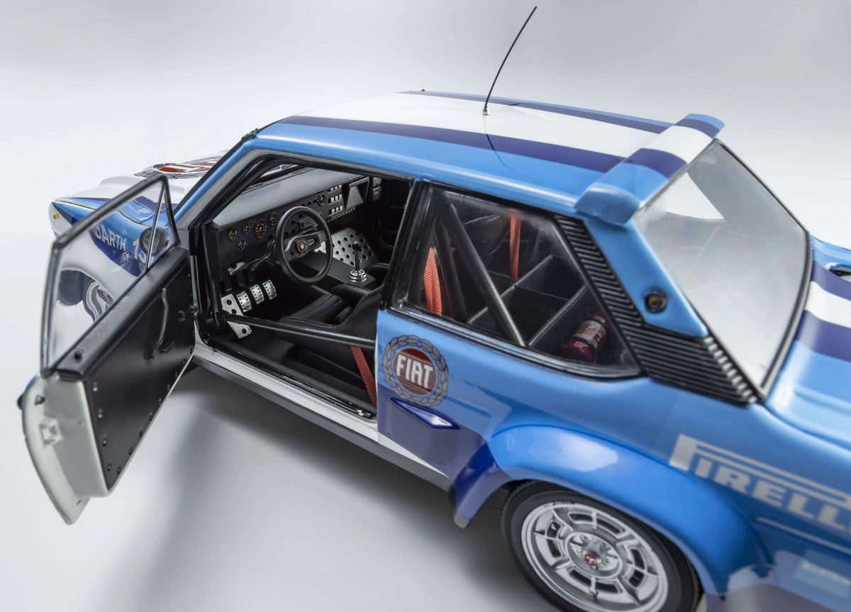 KYOSHO 1:18 - Fiat 131 Abarth Rally Piancavallo 1981 #2 Bettega KY08376F