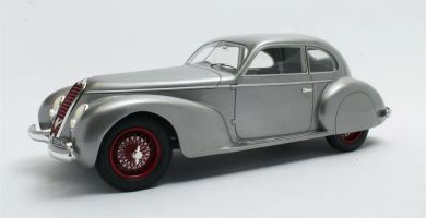 CULT SCALE MODEL 1:18 - Alfa Romeo 6C 2500S Berlina Touring (1939) - silver