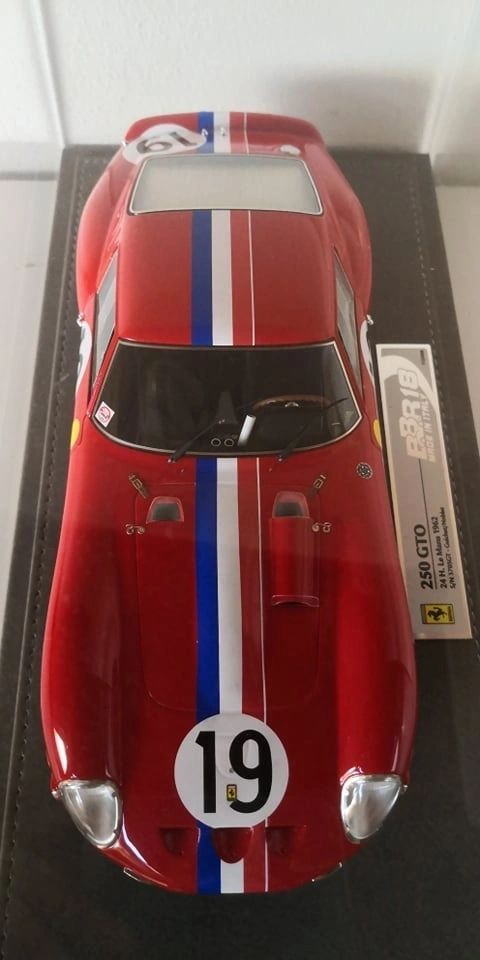 BBR - 1:18 - Ferrari 250 GTO 24H Le Mans 1962 #19 SN 3705GT w/showcase - BBR1854V