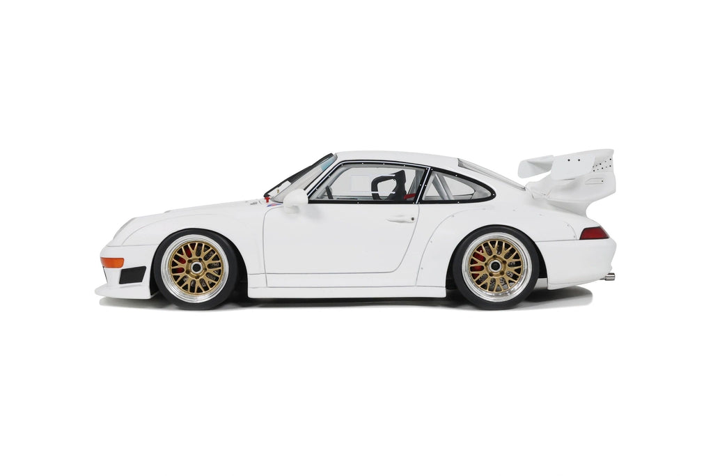 GT SPIRIT 1:18 - Porsche 911 (993) GT2 Evo plain body white 1995