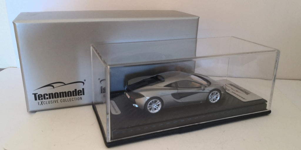 TECNOMODEL 1:43 - T43-EX02B McLaren 570S blade silver, NY Autoshow 2015