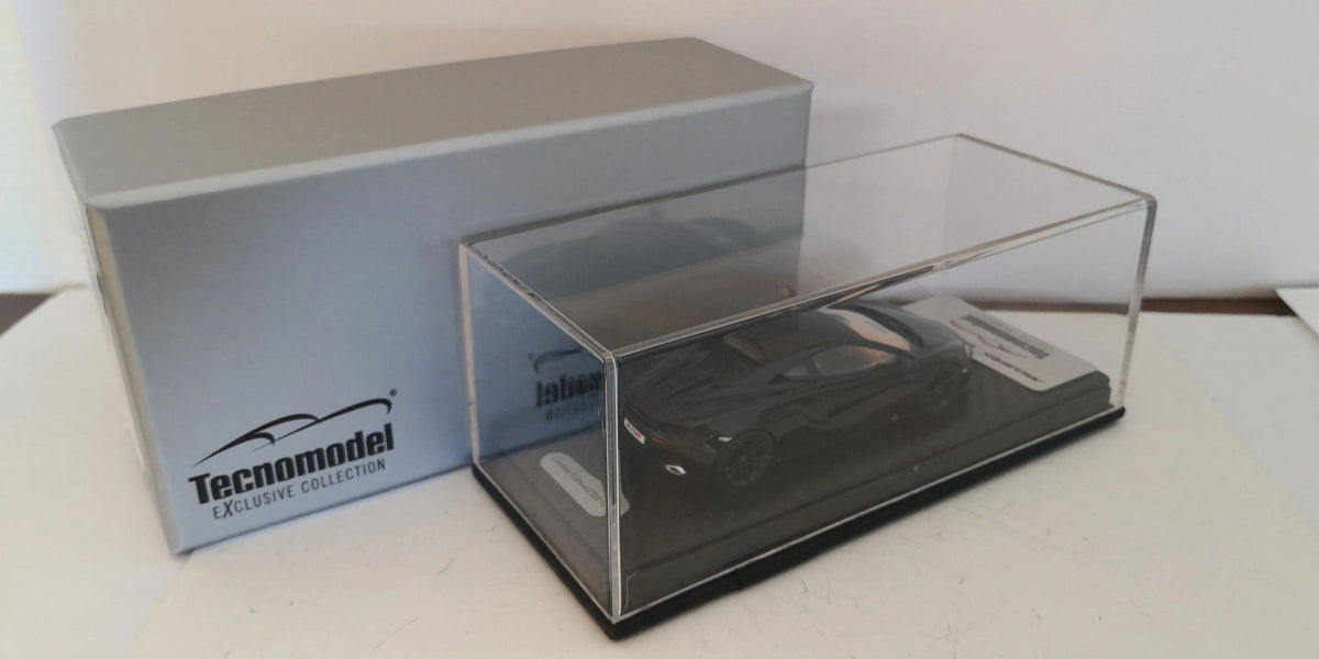 TECNOMODEL 1:43 - T43-EX02D McLaren 570S onyx black, Red stripe 2015