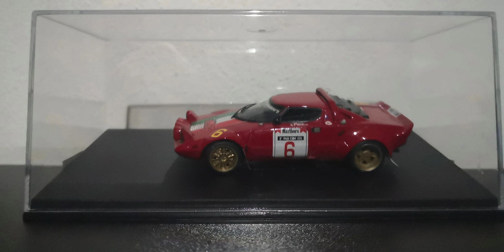 ARENA 1:43 - Lancia Stratos Gr.4 University Motors Rally Elba '76 Bianchi PRO built kit