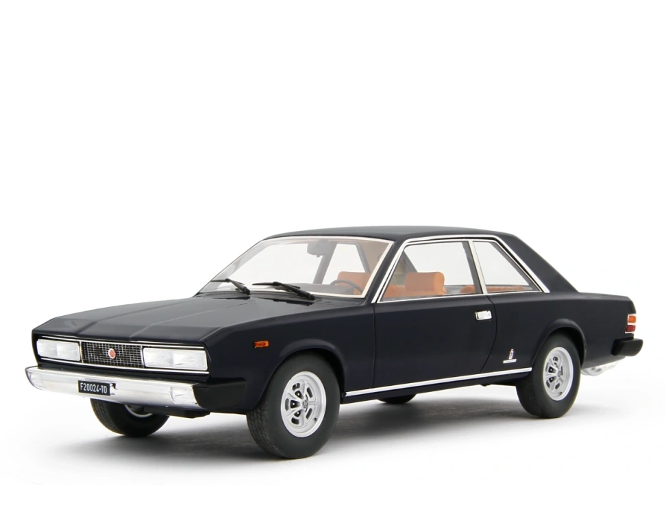 LAUDORACING - 1:18 FIAT 130 Coupé Automatic 1971 Blu Scuro