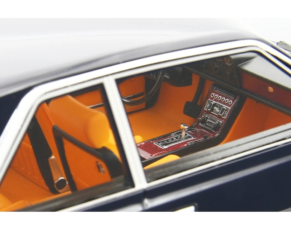 LAUDORACING - 1:18 FIAT 130 Coupé Automatic 1971 Blu Scuro