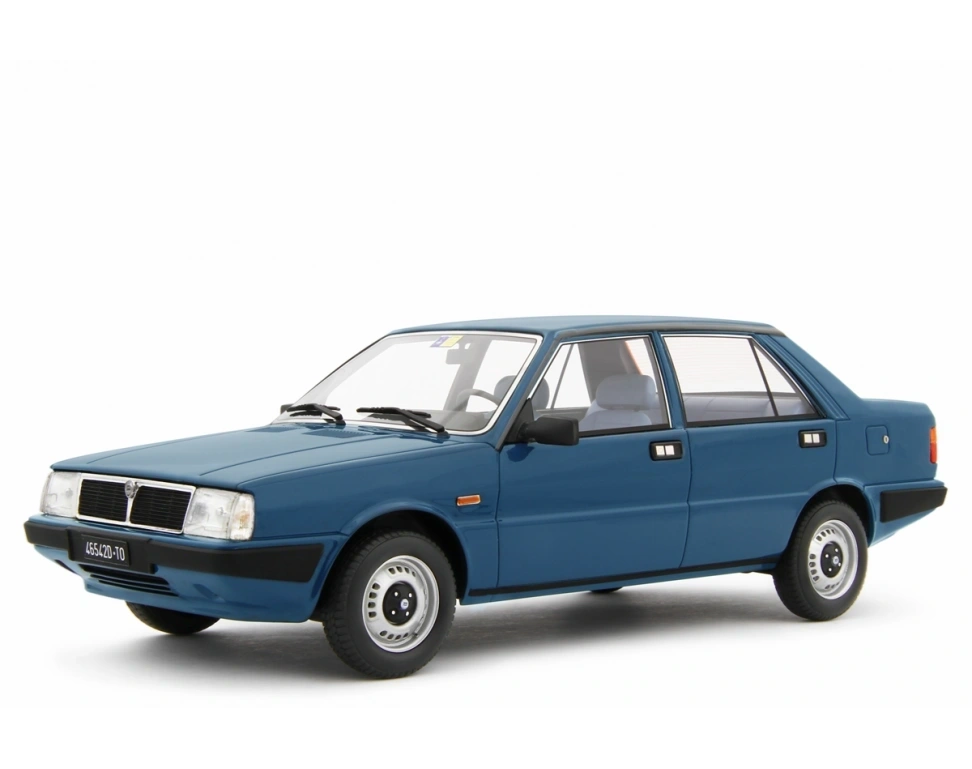 LAUDORACING 1:18 - Lancia Prisma 1300 (MY 1985) Blu + Optional Decals 1500 - 1600 - Diesel - Turbo Ds