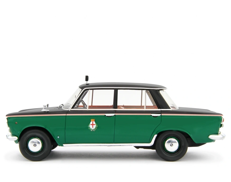 LAUDORACING - 1:18 Fiat 1300 Taxi Milano 1961