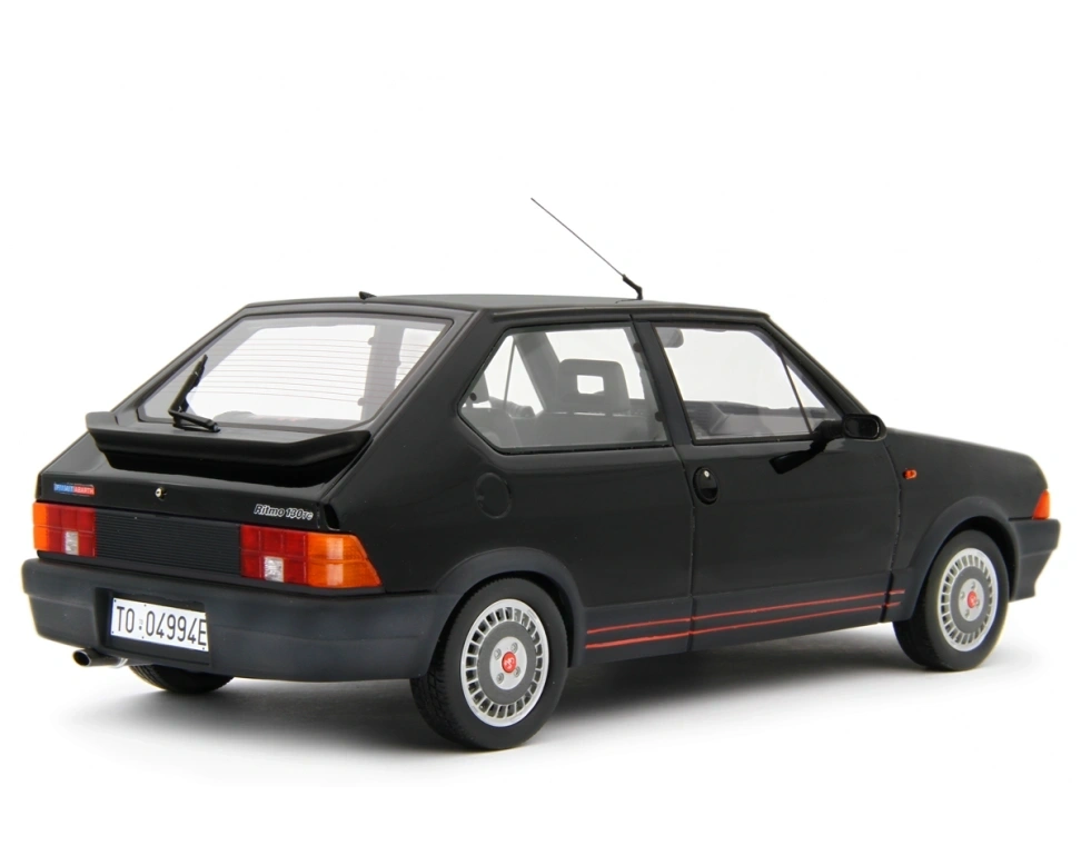 LAUDORACING - 1:18 Fiat Ritmo 130 TC Abarth 1985 Nero