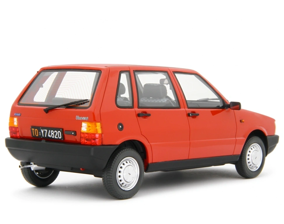 LAUDORACING - 1:18 Fiat Uno 55S 5p 1983 Rosso - LM182A