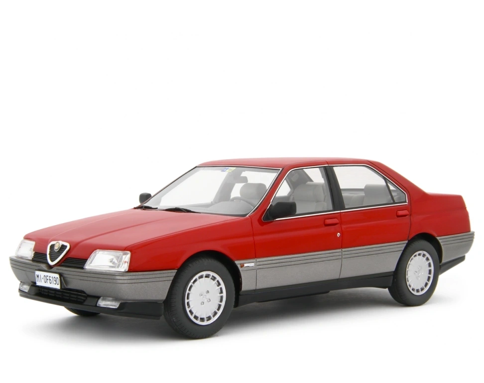LAUDORACING - 1:18 - Alfa Romeo 164 2.0 Twin Spark 1987 Rosso