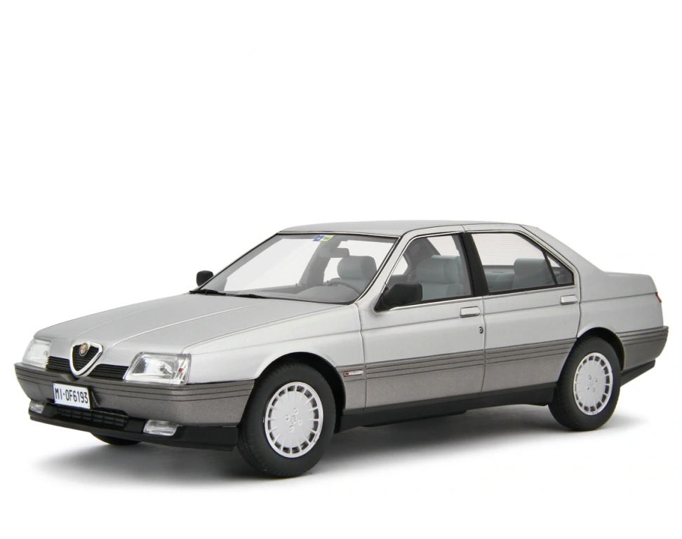 LAUDORACING - 1:18 - Alfa Romeo 164 2.0 Twin Spark 1987 Argento
