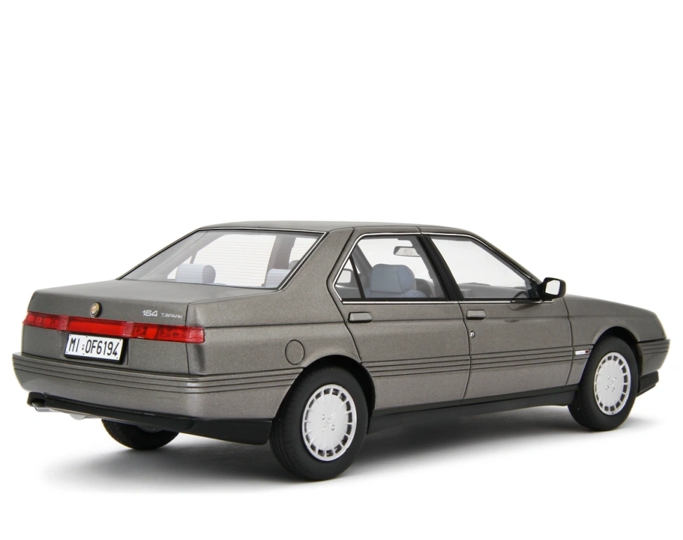 LAUDORACING - 1:18 - Alfa Romeo 164 2.0 Twin Spark 1987 Grigio met.