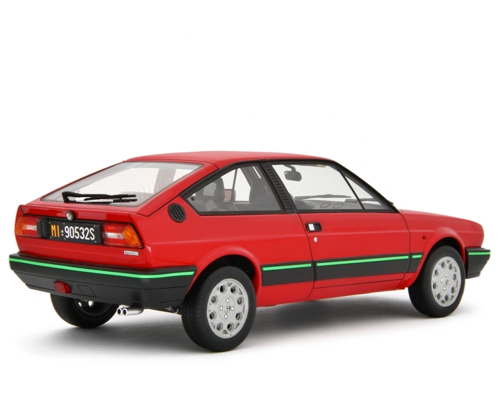 LAUDORACING - 1:18 Alfa Romeo Sprint 1.5 Quadrifoglio Verde 1983 Rosso