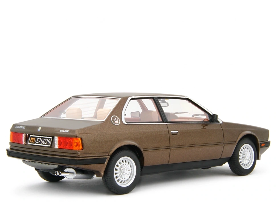 LAUDORACING - 1:18 Maserati Biturbo 2.0 Bronzo scuro Metallizzato 1982-83