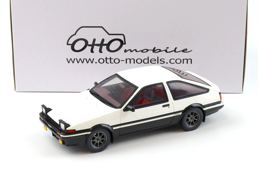 OTTOMOBILE 1:18 - Toyota Sprinter Trueno AE86 1985 *lights open* - OT444B