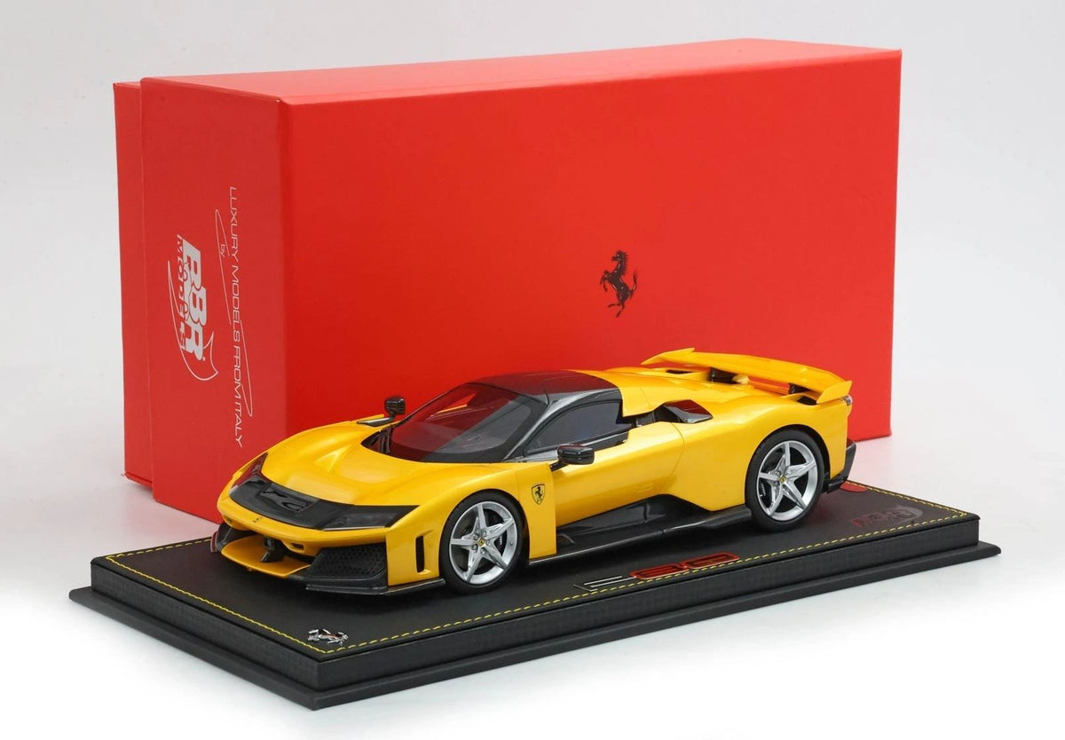 BBR - 1:18 - Ferrari F80 tetto carbonio Giallo Tristrato wheels silver