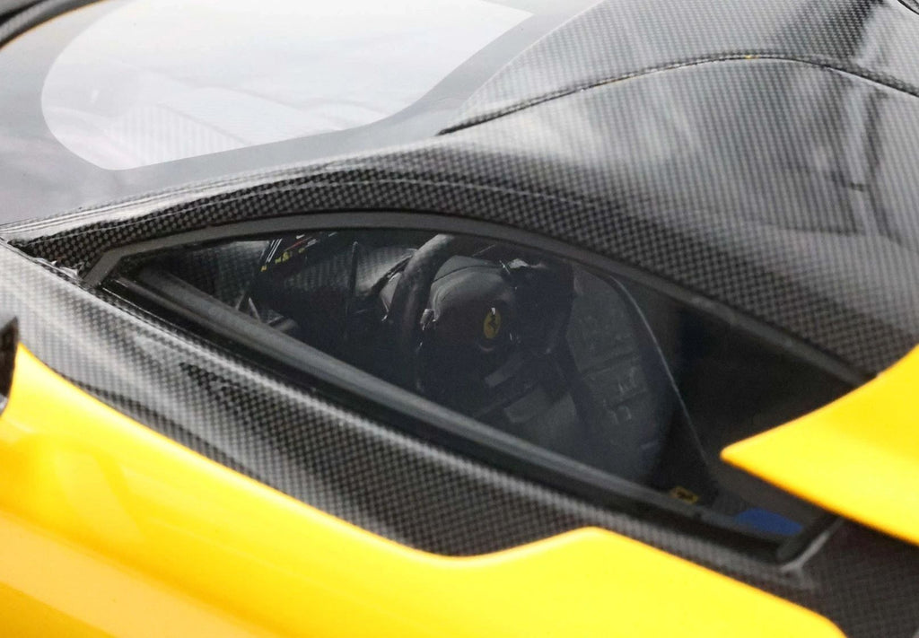 BBR - 1:18 - Ferrari F80 tetto carbonio Giallo Tristrato wheels silver
