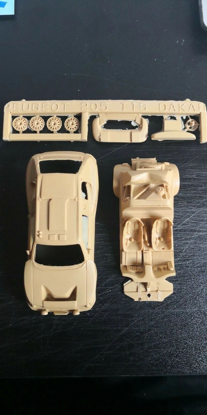 PROVENCE MOULAGE 1:43 KIT - Peugeot 205 grand raid Pioneer Paris Dakar '88 2 versioni