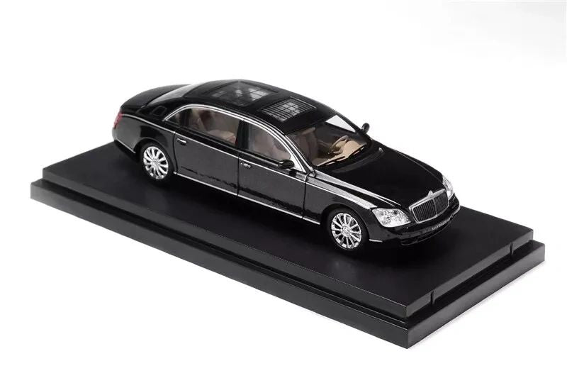 STANCE HUNTERS 1:64 - Maybach S62 black