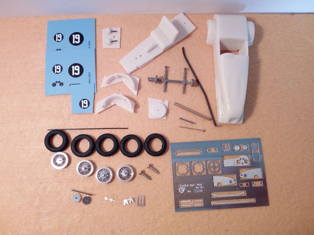 GCAM 1:43 - SARA SP7 Le Mans '33 #19 Resin kit to built