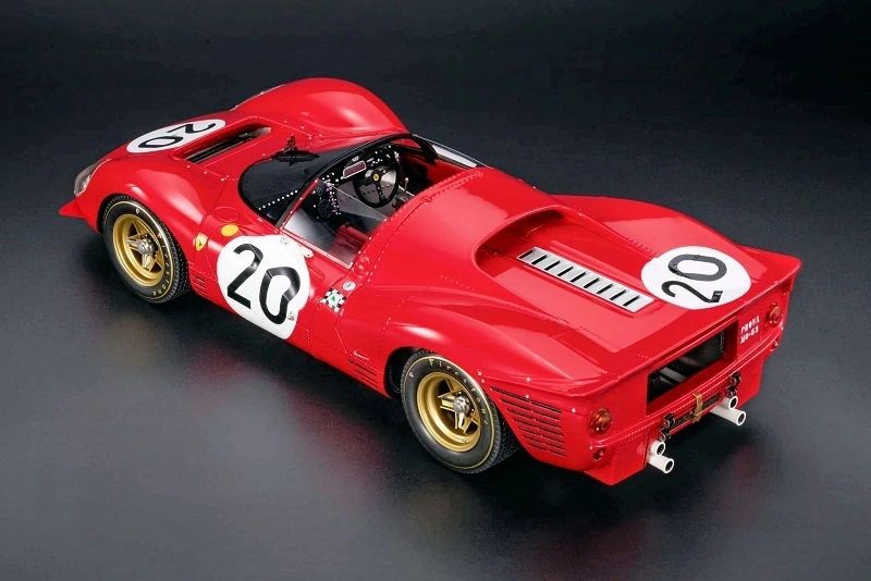 TOP MARQUES 1:18 - FERRARI 330P4 4.0L V12 SPIDER SEFAC N 20 24h LE MANS 1967