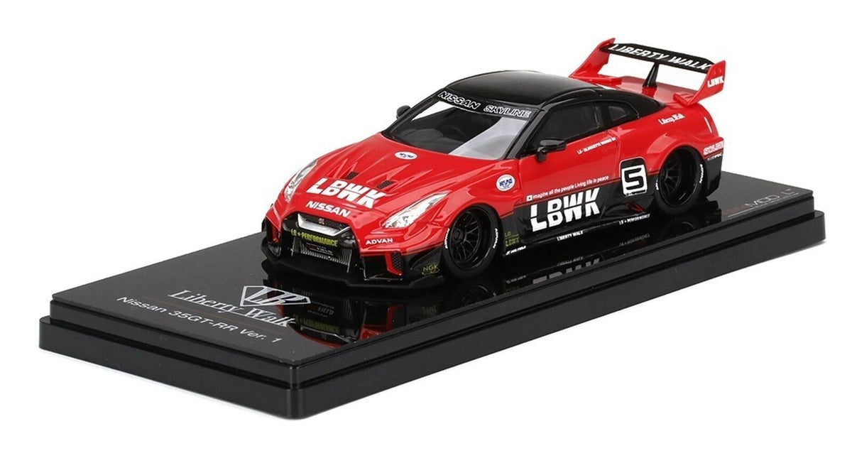TrueScale Miniatures - 1:43 - Nissan R35 GT-RR LB Works red-black 2016