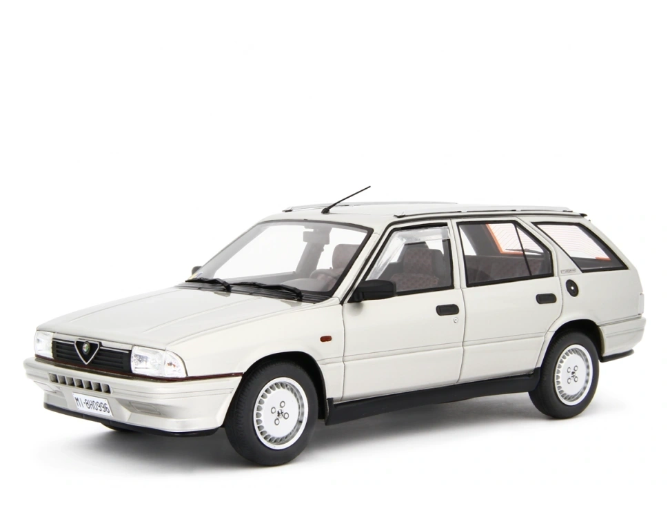 LAUDORACING - 1:18 ALFA ROMEO ALFA 33 Sportwagon 1.7 Q.V. 1986 Grigio chiaro Met. LM177B