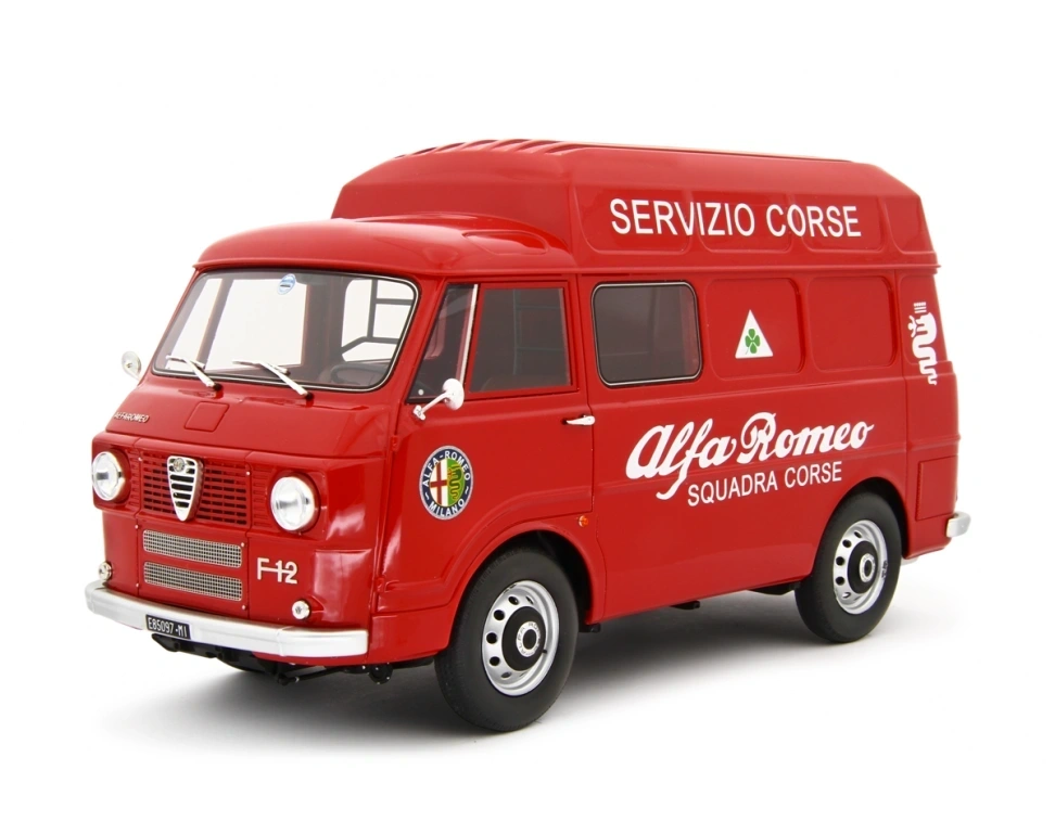 LAUDORACING 1:18 - Alfa Romeo F12 Autocarro Tetto Sopralzato Servizio Corse 1967