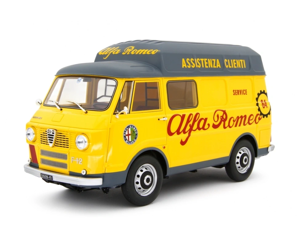 LAUDORACING 1:18 - Alfa Romeo F12 Autocarro Tetto Sopralzato Assistenza 1967