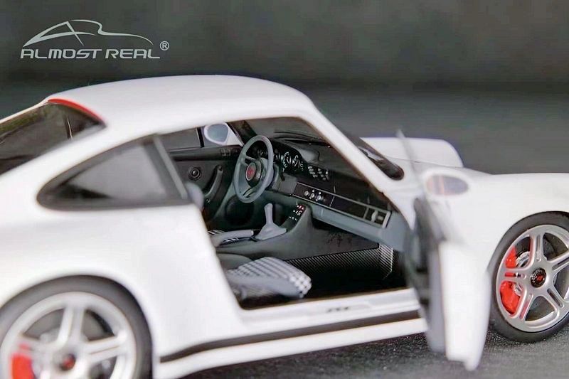 ALMOST REAL - RUF SCR 2018 WHITE - 880203