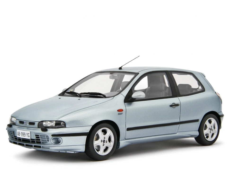 LAUDORACING - 1:18 Fiat Bravo 2.0 HGT 1995 Grigio Sassi met.
