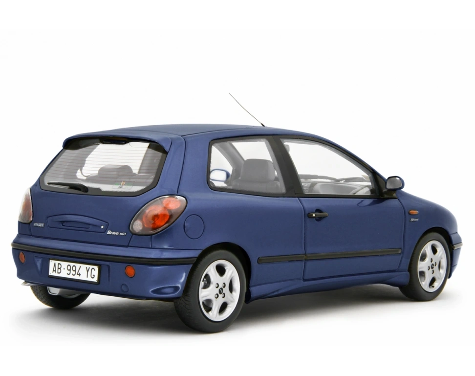 LAUDORACING - 1:18 Fiat Bravo 2.0 HGT 1995 Blu Haraldic