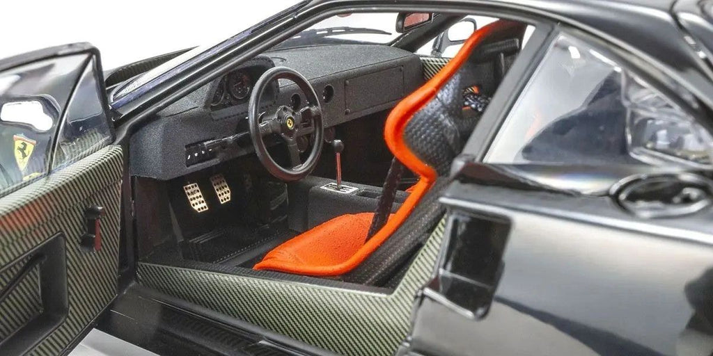 KYOSHO 1:18 - Ferrari F40 full Black 1987 **FULL OPEN**